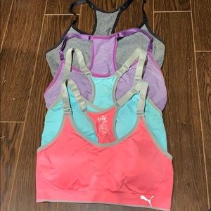 set of 4 Puma sports bras size L